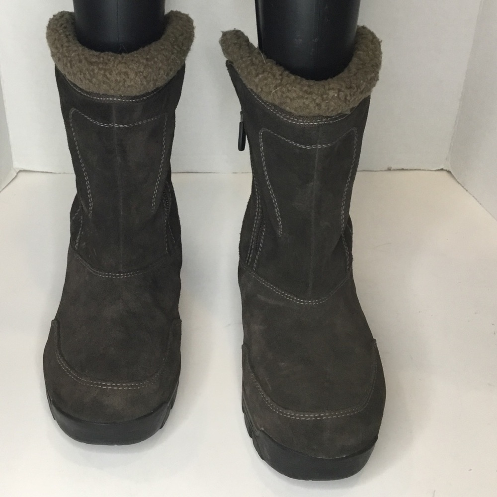 SOREL BOOTS women size 7, EU 38